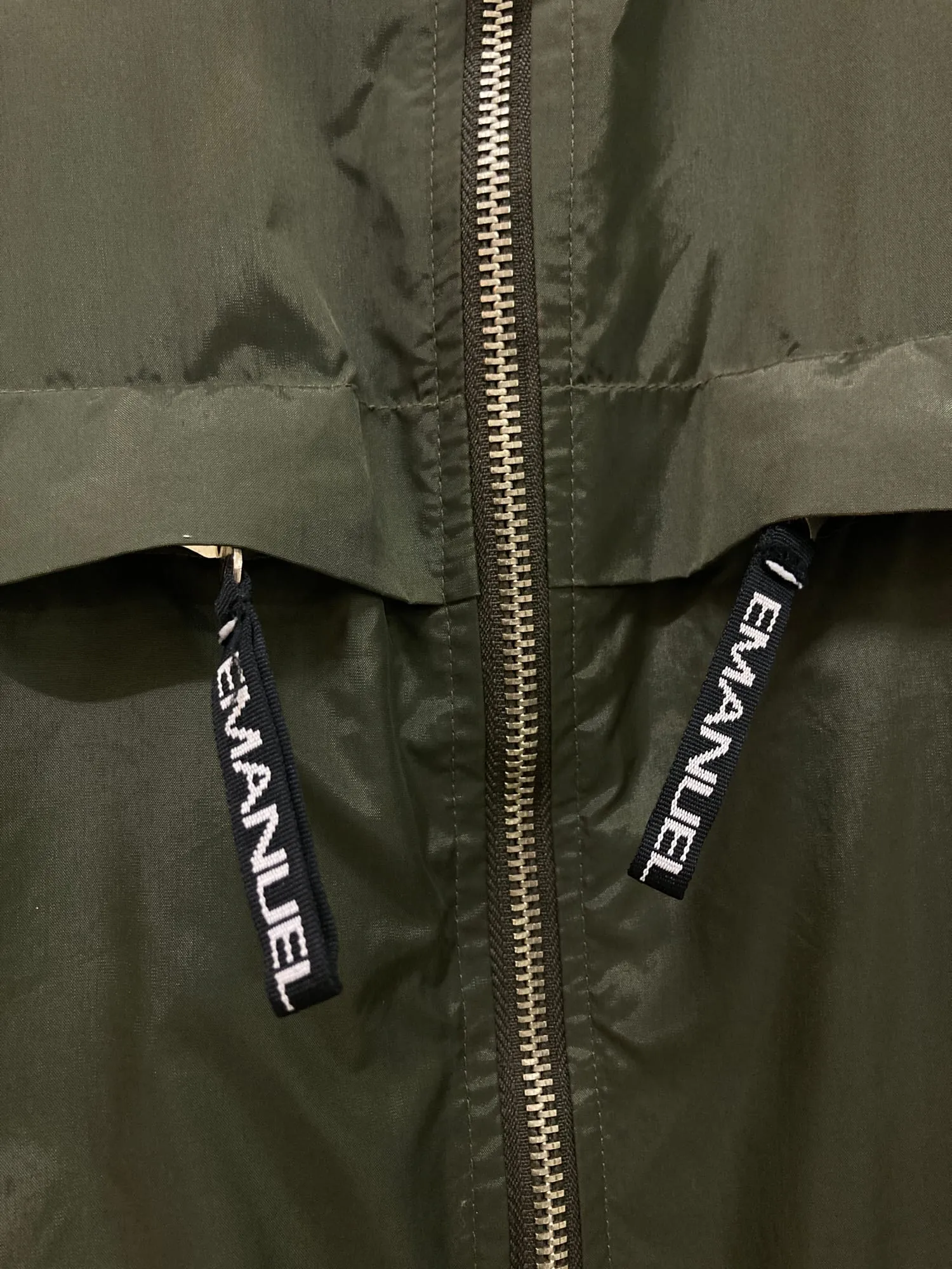 Emanuel Ungaro 1980s 1990s khaki nylon packable windbreaker - L