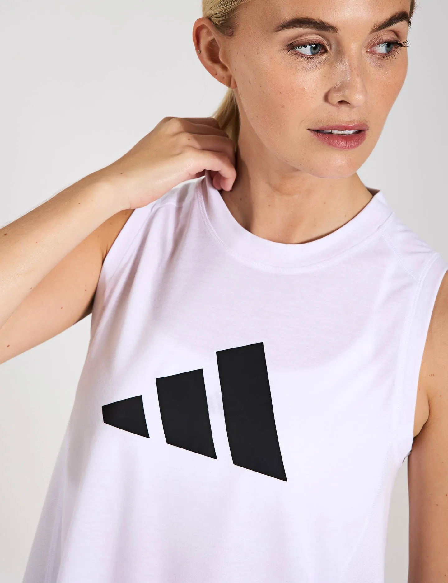 Train Essentials Big Performance Logo Training Tank Top - White/Black